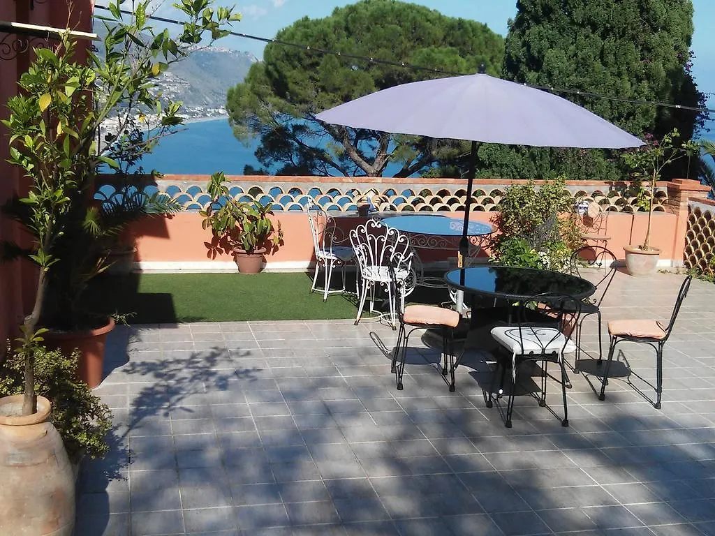 Bed and Breakfast Casa Lanfranchi Taormina Frühstückspension